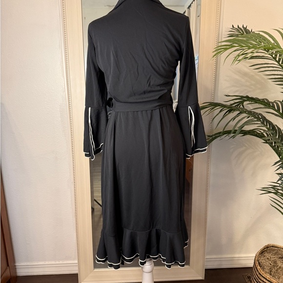 Express Black Long Sleeve Wrap Dress - Picture 2 of 5
